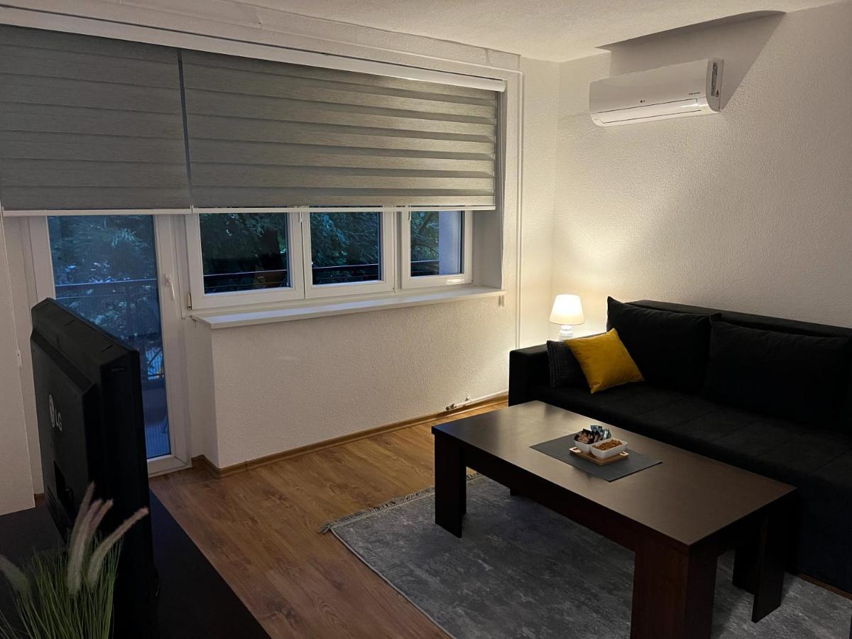 Apartment Vils Promenade Сараево Экстерьер фото