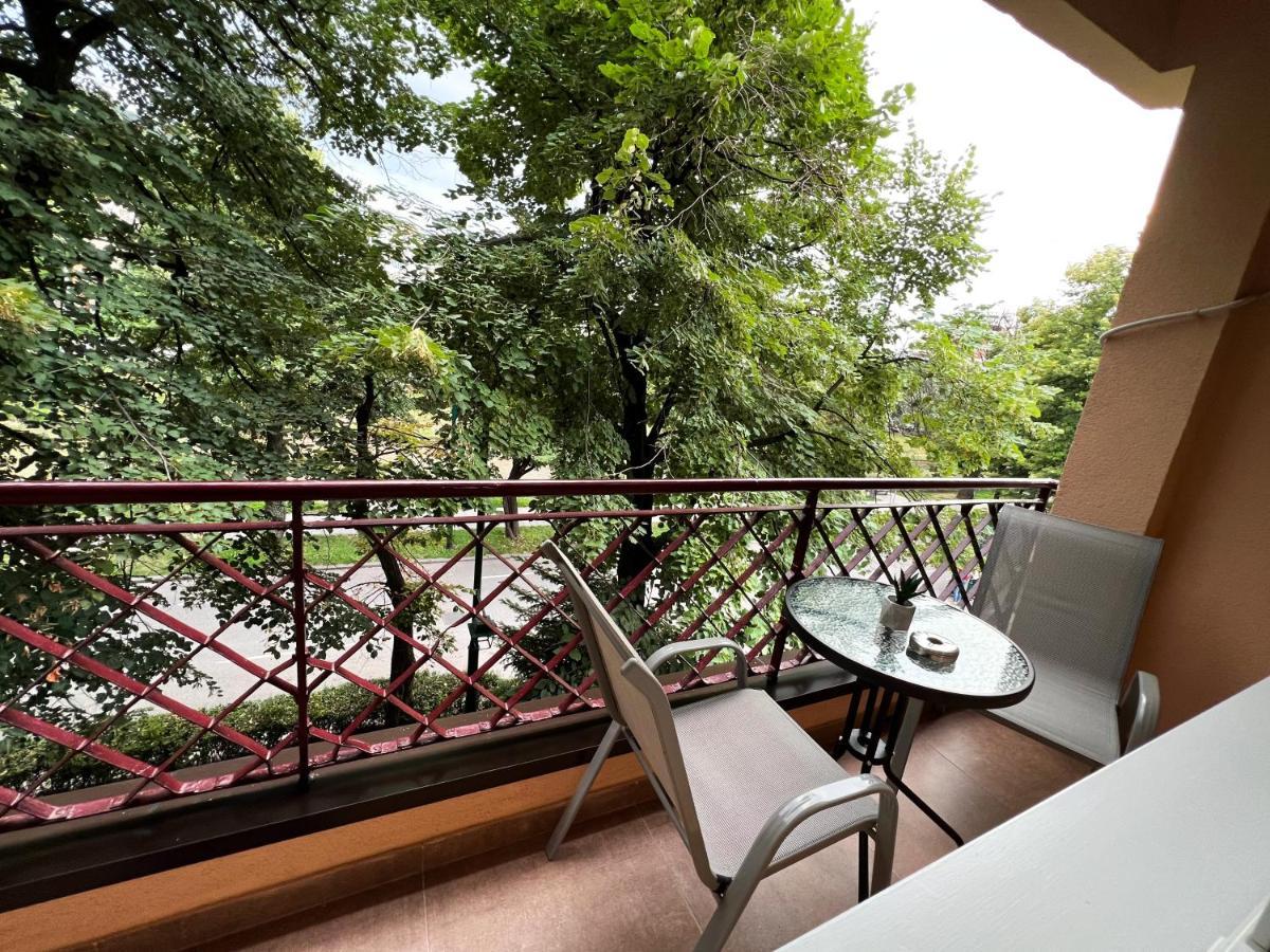 Apartment Vils Promenade Сараево Экстерьер фото